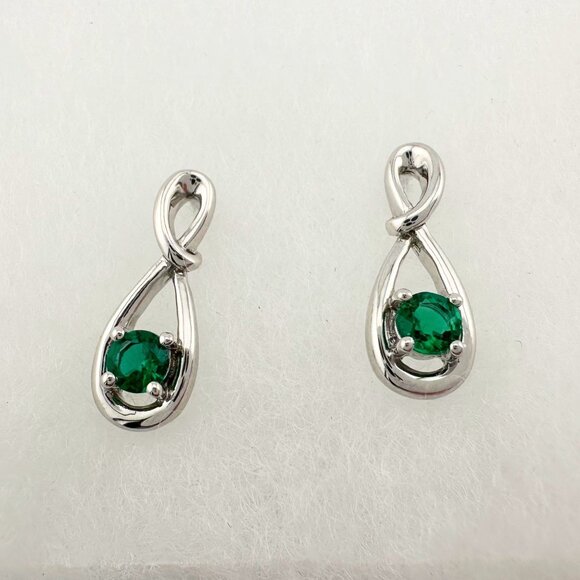Beautiful Round Emerald Swoop Earrings in Sterling Silver - Picture 5 of 14